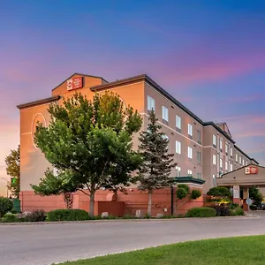 Western Pembina Inn&suites Hotel